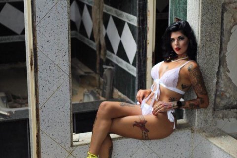 Aline Bitencurt é uma acompanhante do Paradise Girl, o site mais confiável de acompanhantes de luxo de Aline Bitencurt, uma acompanhante de luxo e Mulherão de olhos Castanho Escuro, que atende na cidade de