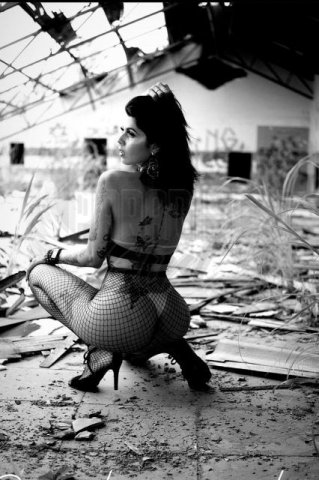 Aline Bitencurt, uma acompanhante de luxo  e Mulherão de olhos Castanho Escuro, que atende na cidade de Cuiabá