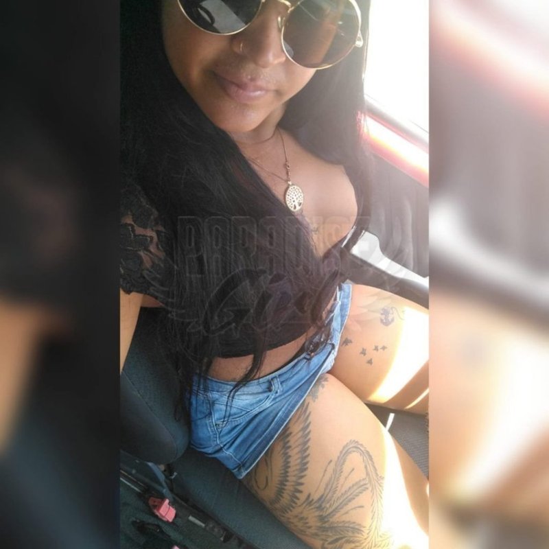 Mylla Alves, uma acompanhante de luxo  e Mulherão de olhos Castanho Escuro, que atende na cidade de Natal