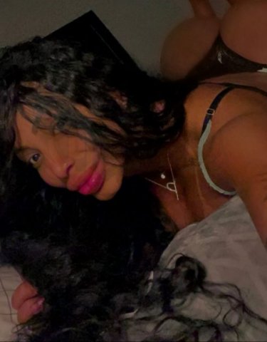 Pérola Capixaba, uma acompanhante de luxo Mulata e Mulherão de olhos , que atende na cidade de São José dos Campos