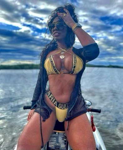 Pérola Capixaba, uma acompanhante de luxo Mulata e Mulherão de olhos , que atende na cidade de São José dos Campos