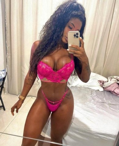 Pérola Capixaba, uma acompanhante de luxo Mulata e Mulherão de olhos , que atende na cidade de São José dos Campos